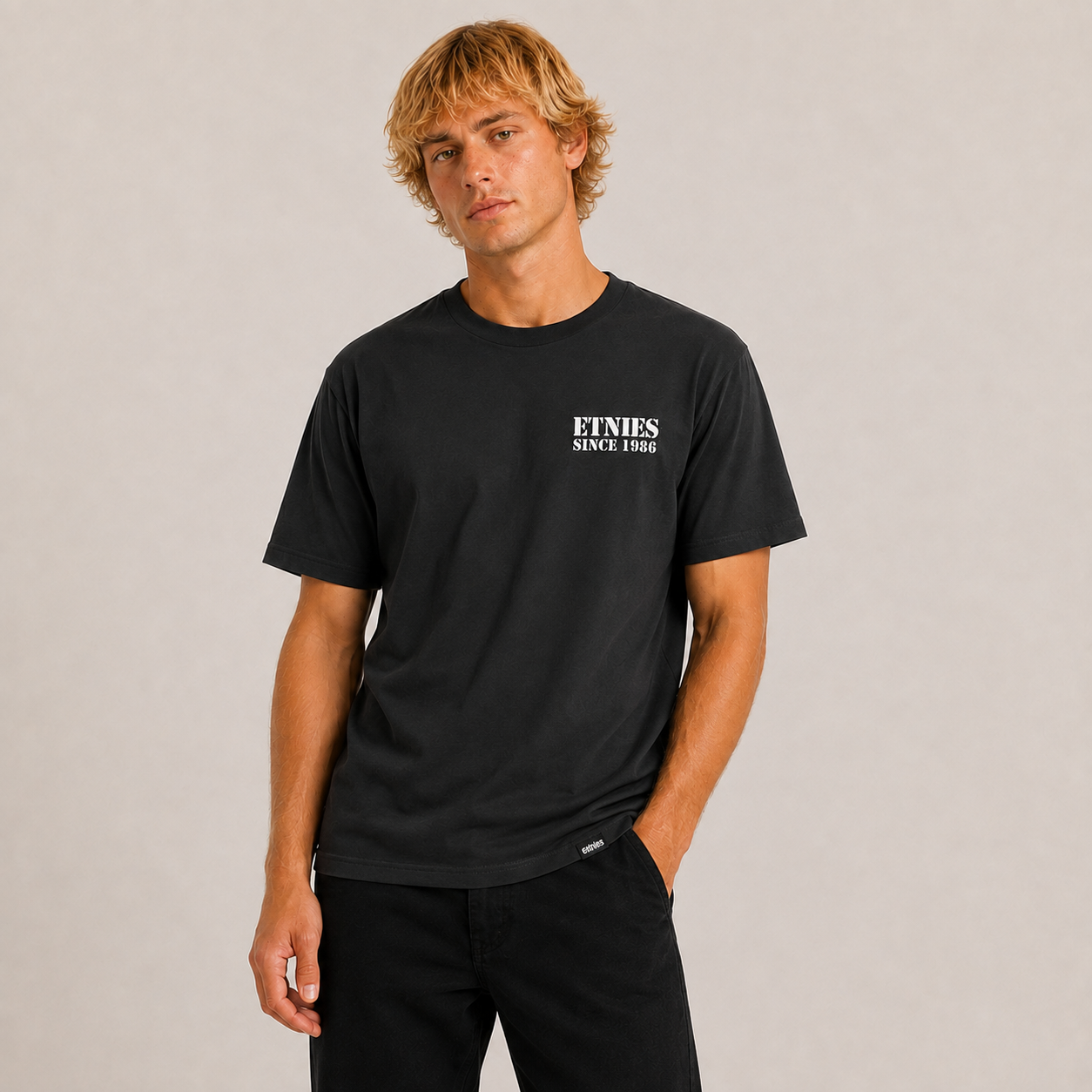 Polera Rebel Sports Black