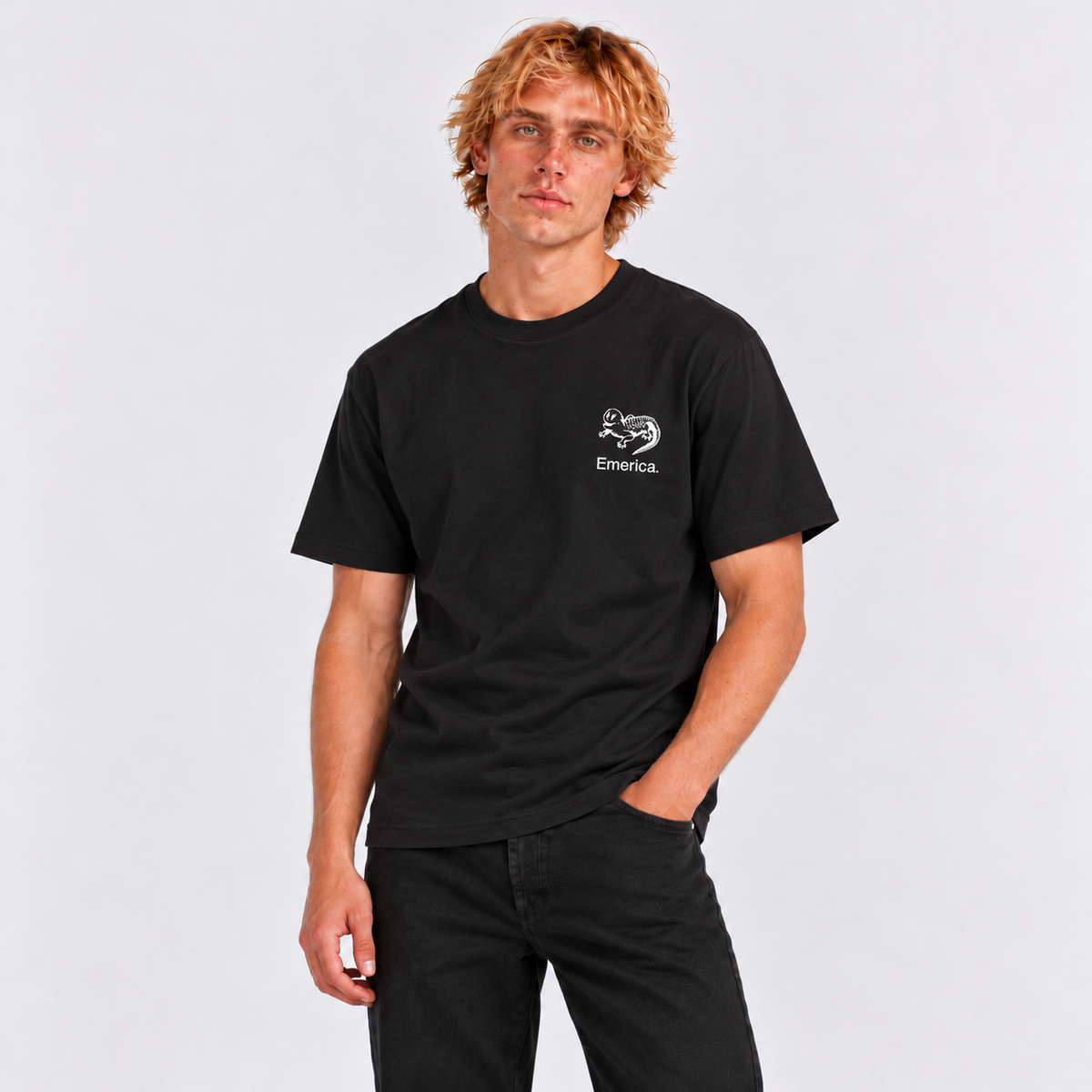 Polera Emerica Spanky Tooth Black