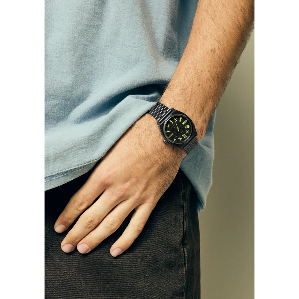 Reloj Nixon Nirvana Time Teller Black Smiley Face