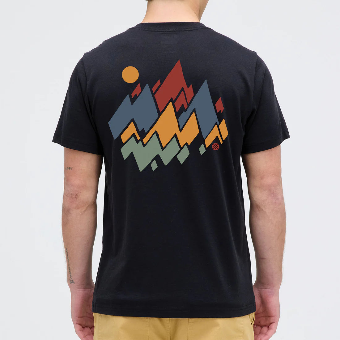Polera Stance Mountain Black