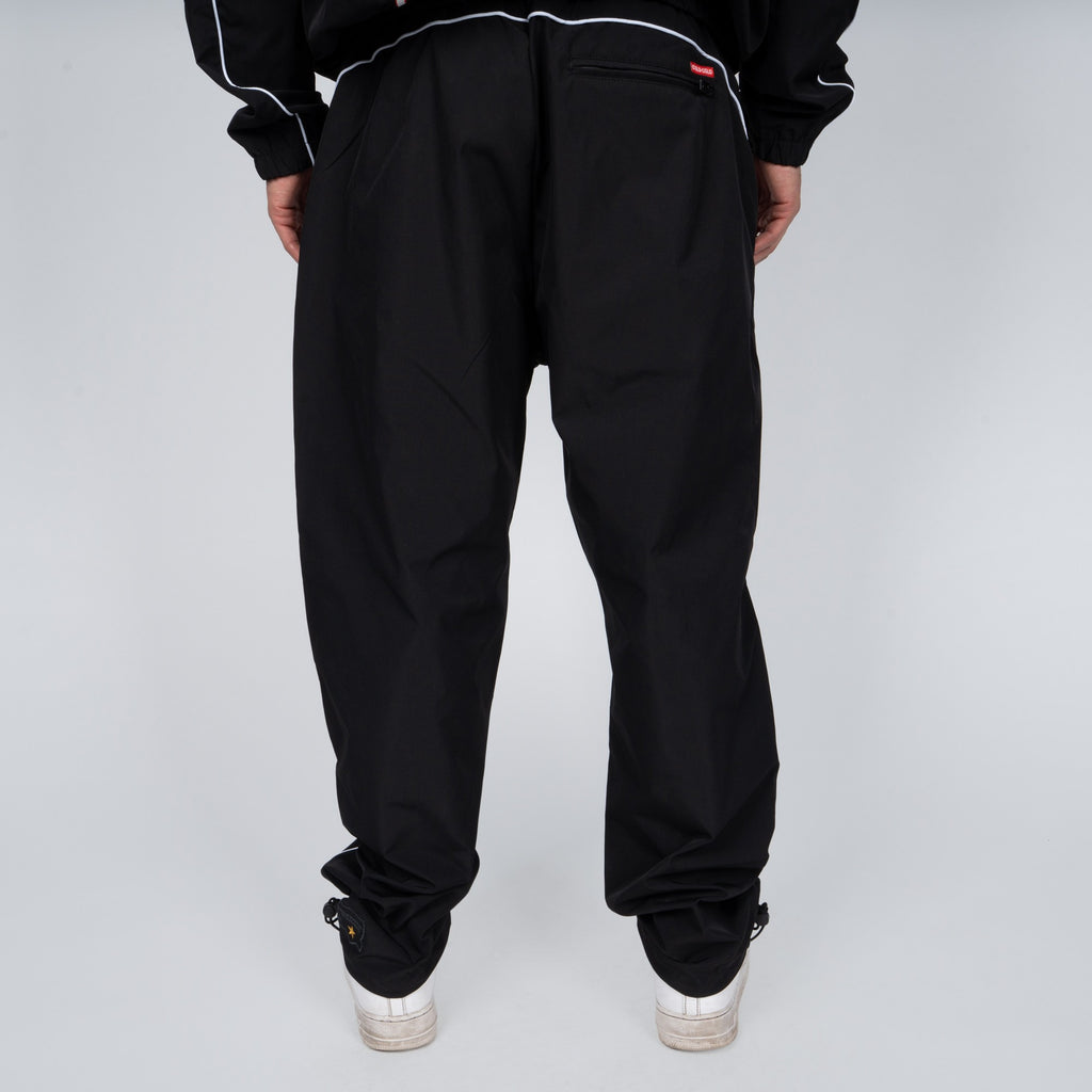 Pantalón Colo-Colo Urbano Negro y Blanco i26
