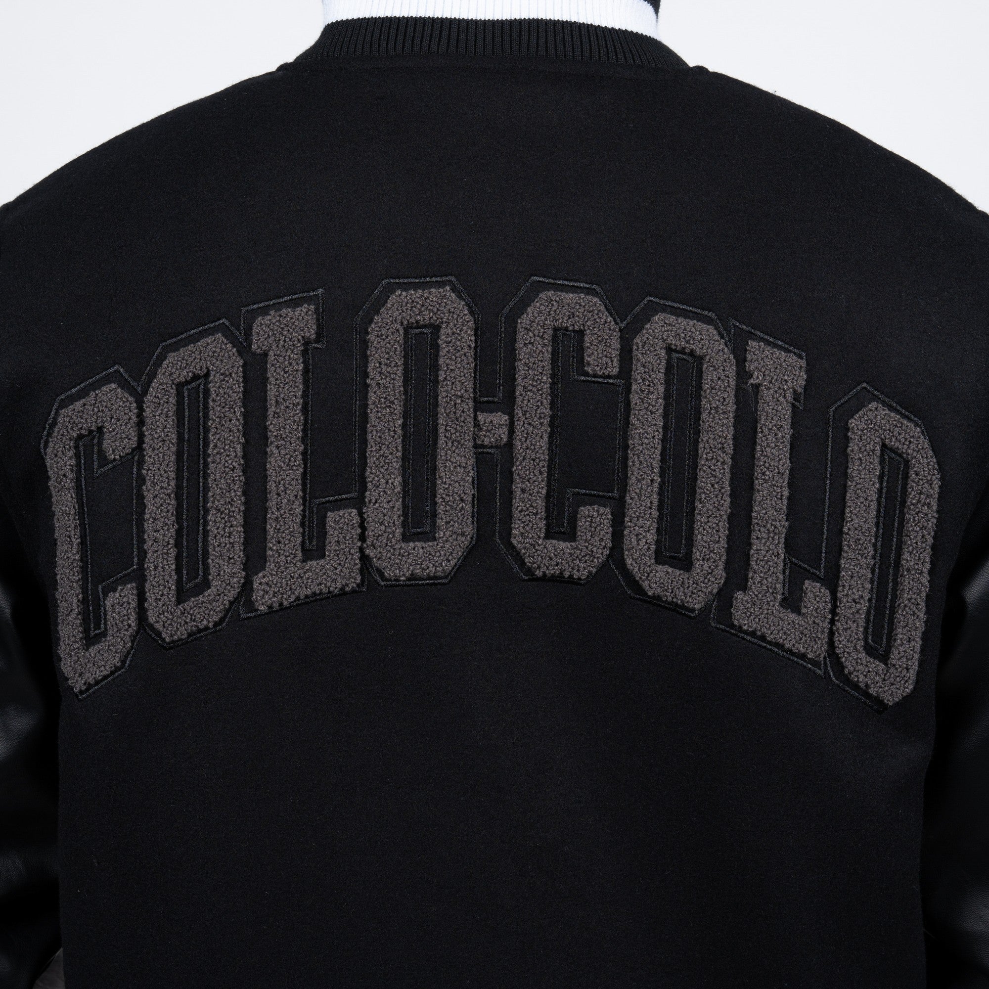 Chaqueta Colo-Colo Urbano Varsity Full Black