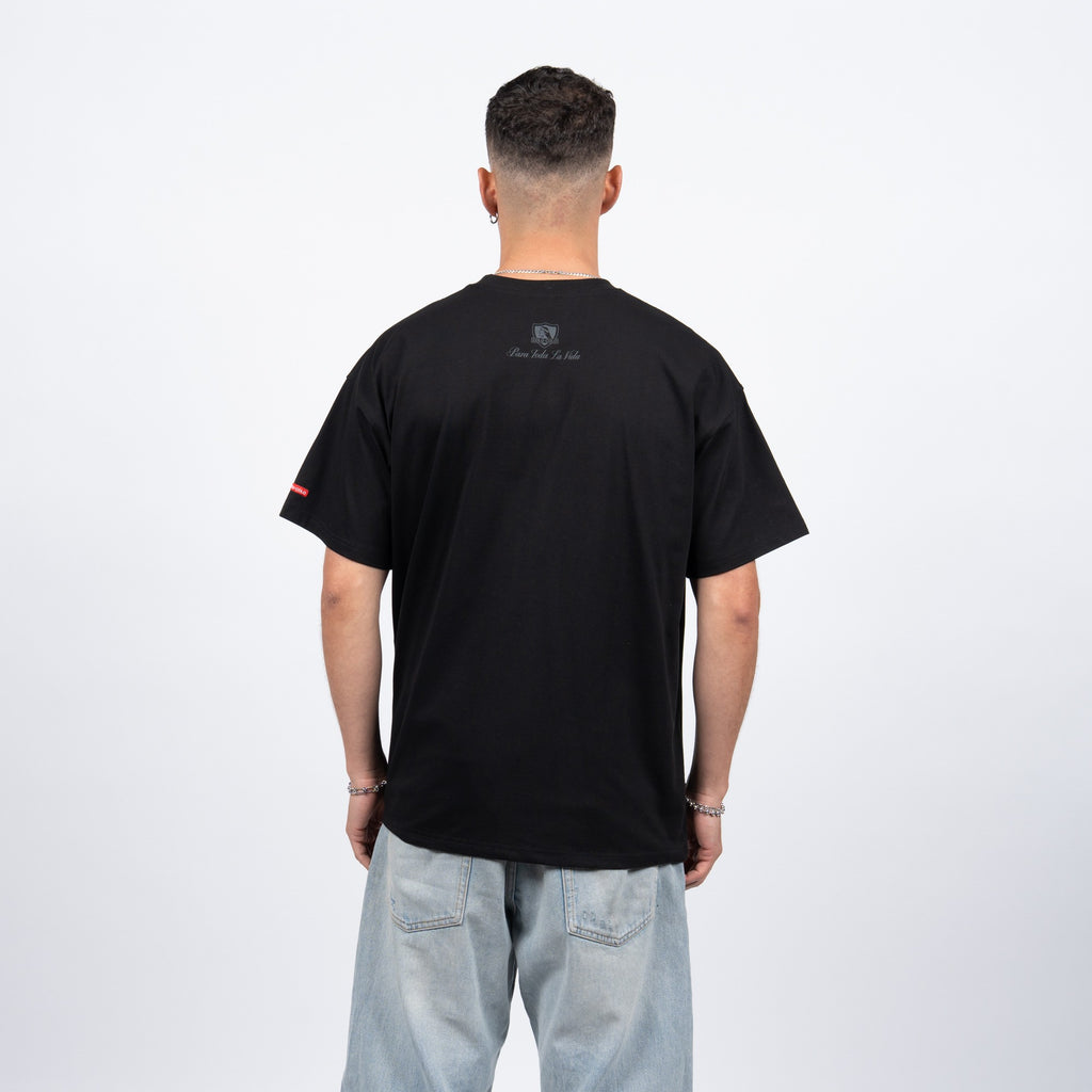 Polera Colo-Colo Urbano Negro Escudo Pequeño Gris