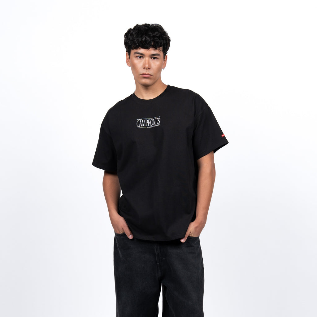 Polera Colo-Colo Urbano "CAMPEONES" Negro