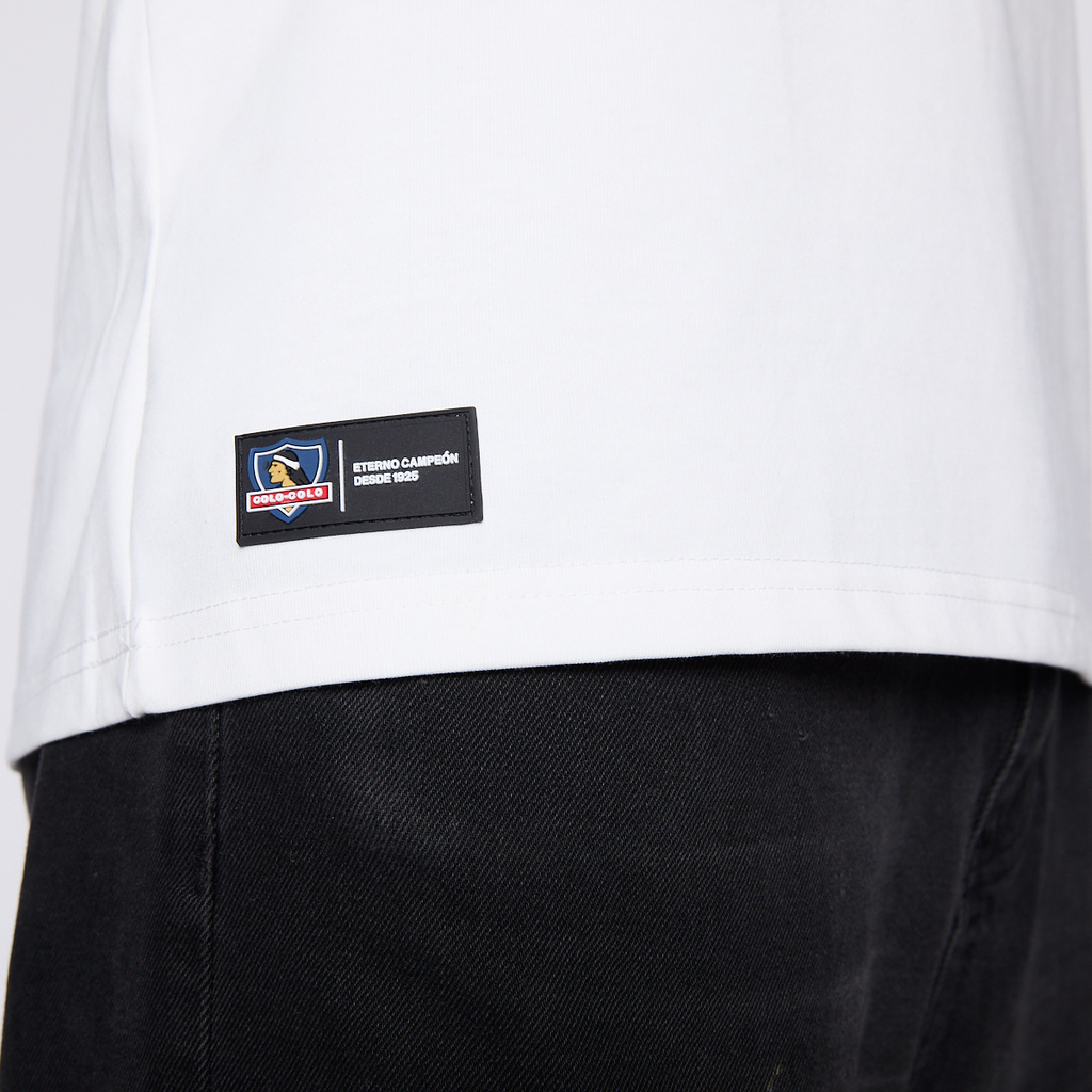 Polera Colo Colo Urbano Hombre Escudo Blanco