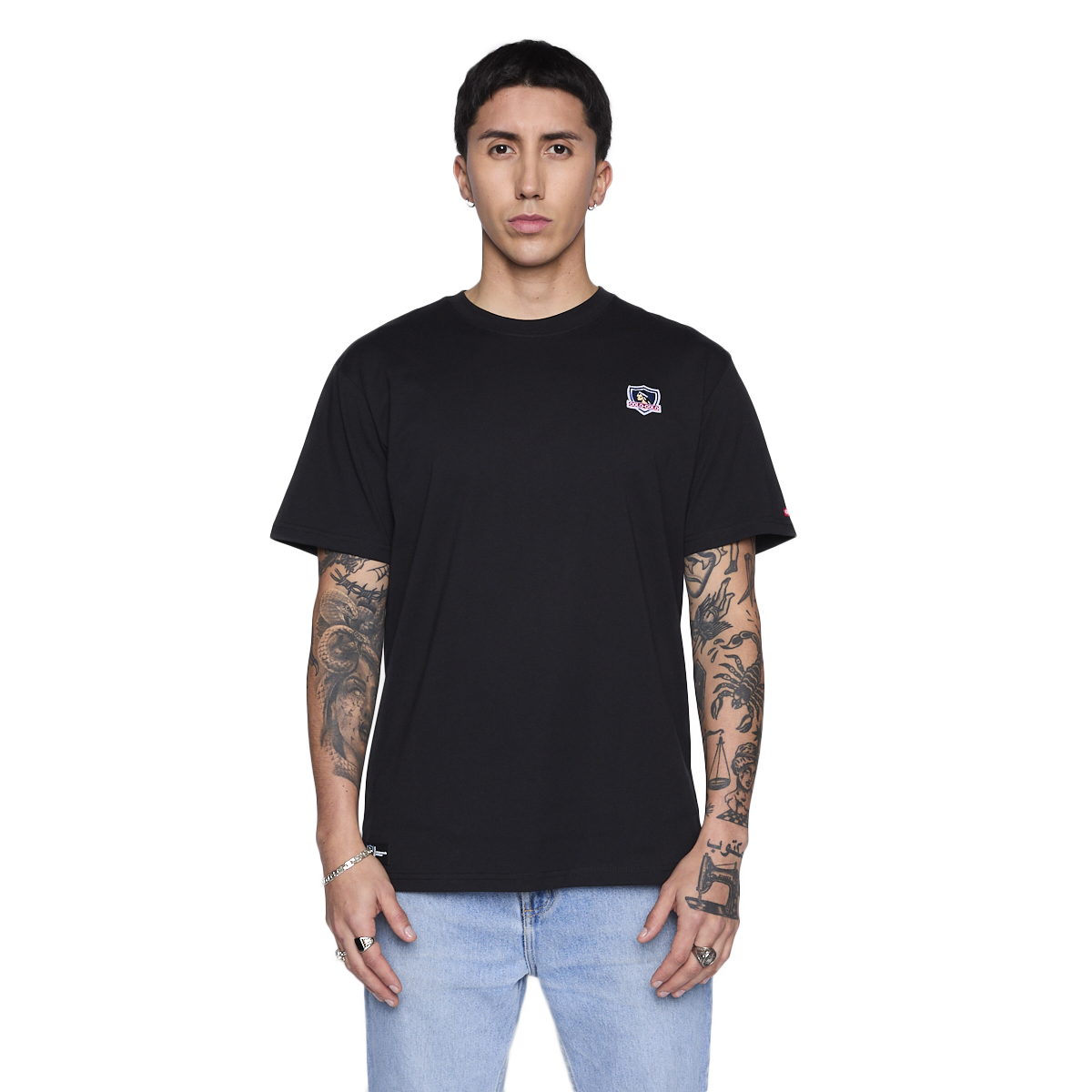 Polera Colo Colo Urbano Hombre Escudo Negro