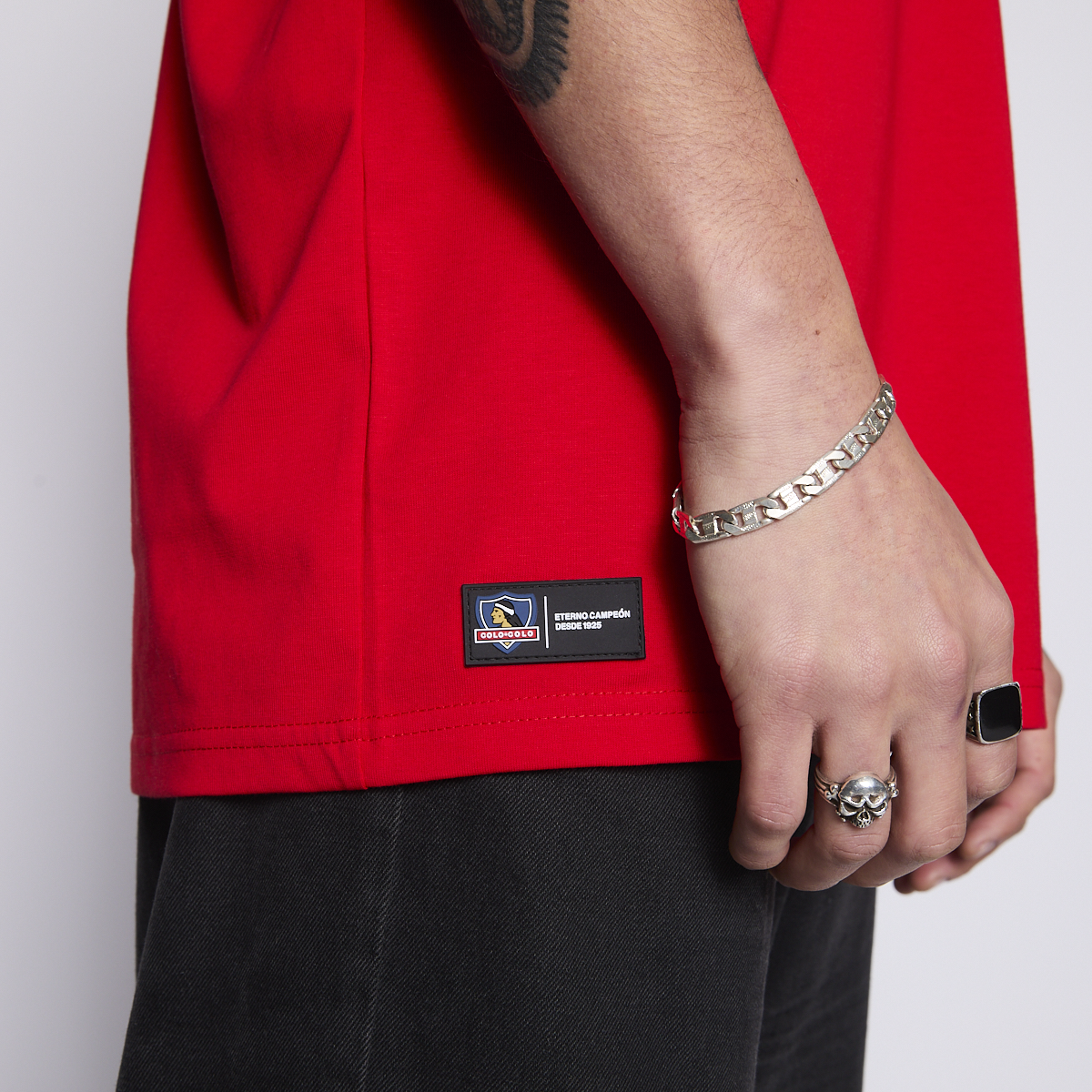 Polera Colo Colo Urbano Hombre Celebra el 90% Chile Rojo