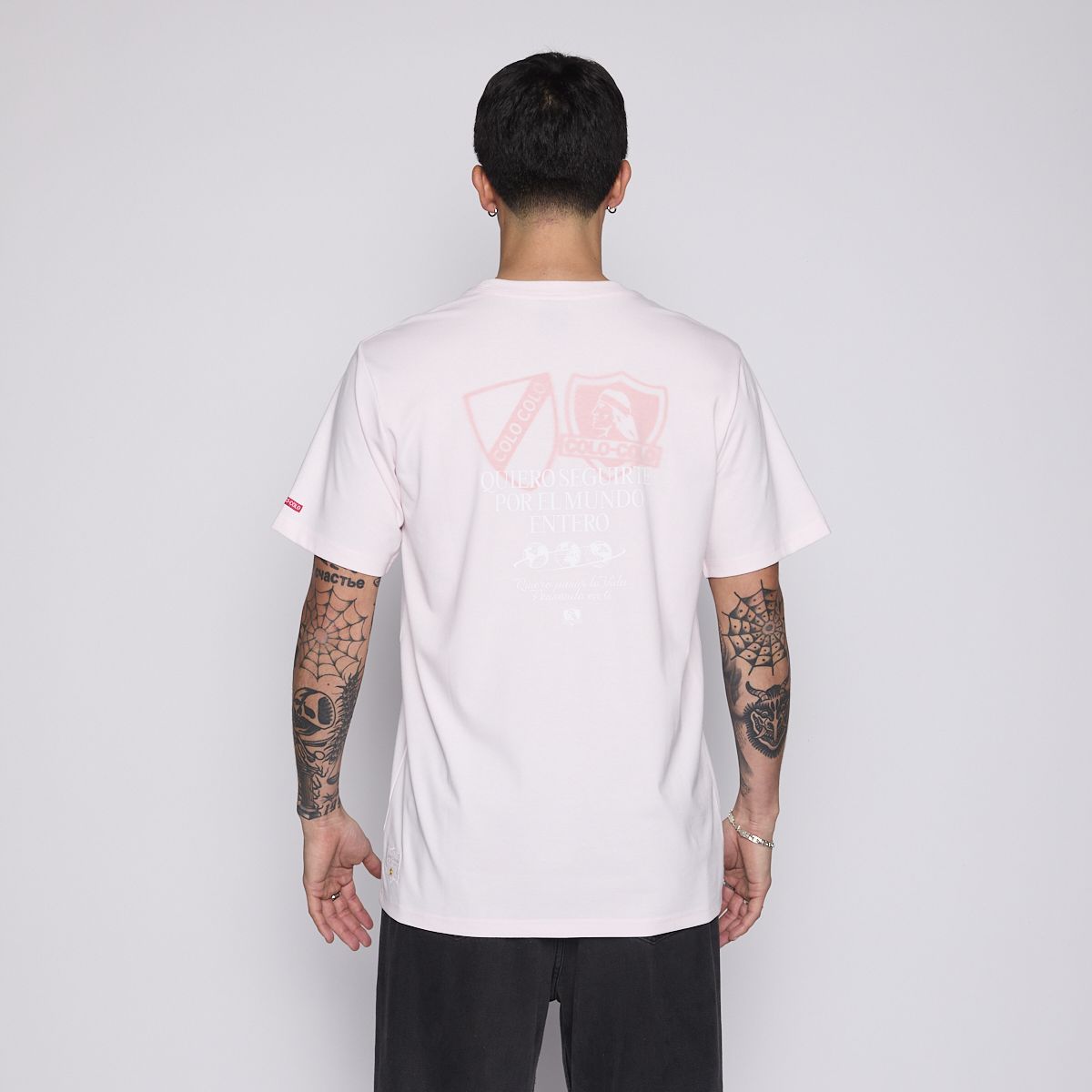 Polera Colo Colo Urbano Hombre Quiero Seguirte Rosado