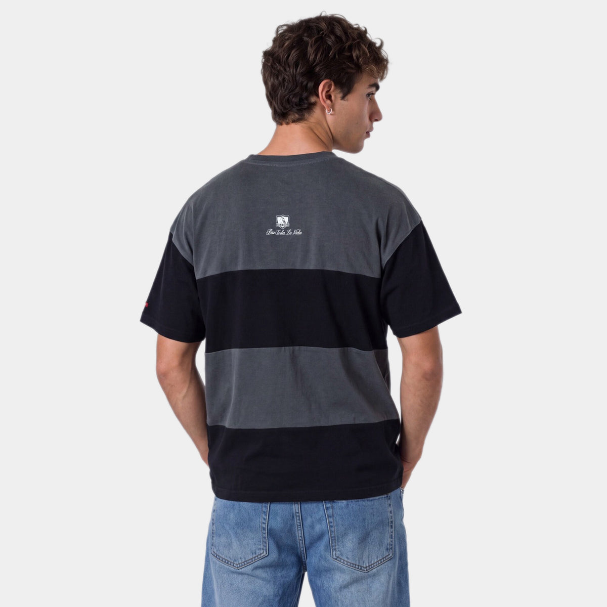 Polera Colo-Colo Urbano Oversize Color Block Negro y Gris