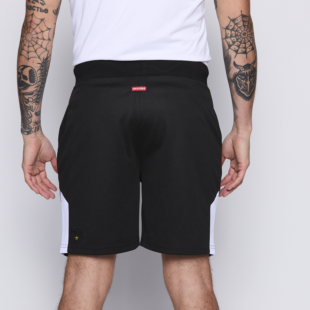 Short Colo Colo Urbano Hombre Bi Color Negro y Blanco