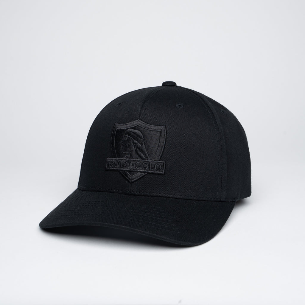Jockey Colo-Colo Urbano 6389 Escudo Black in Black
