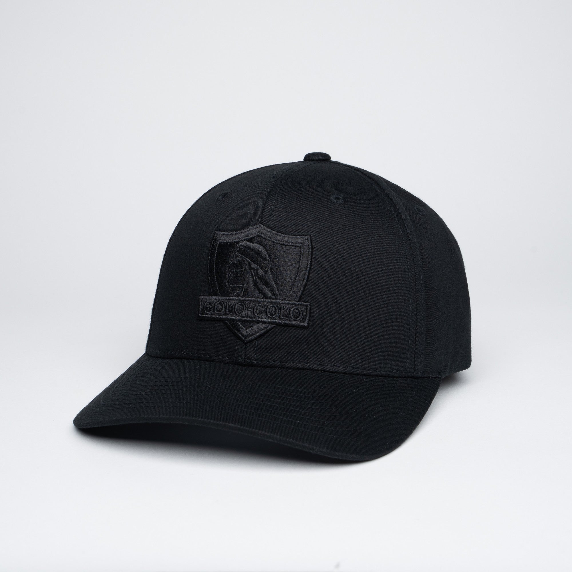 Jockey Colo-Colo Urbano 6389 Escudo Black in Black