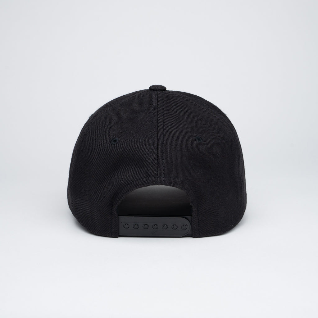 Jockey Colo-Colo Urbano 6789 Escudo y Rosas Black
