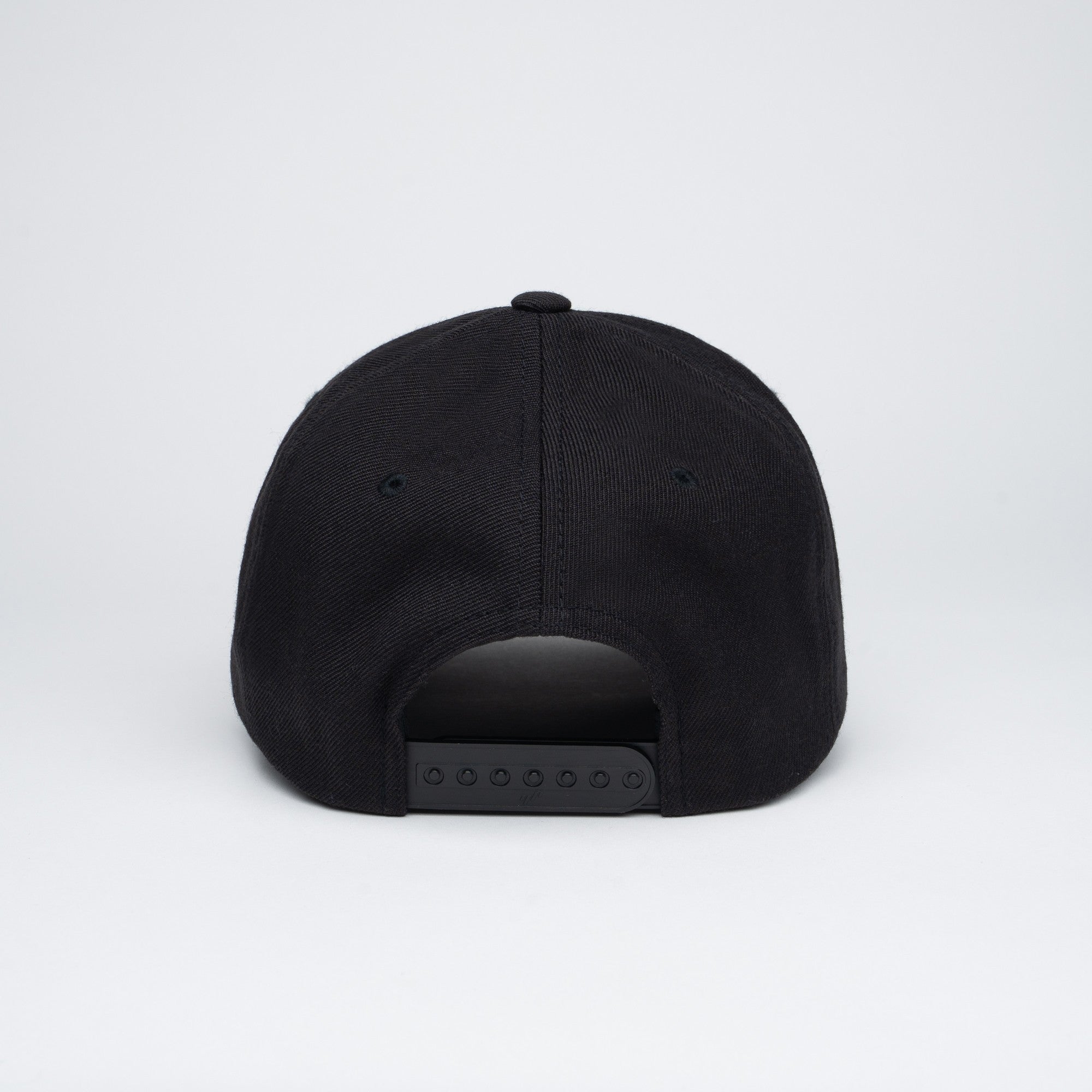 Jockey Colo-Colo Urbano 6789 Escudo y Rosas Black