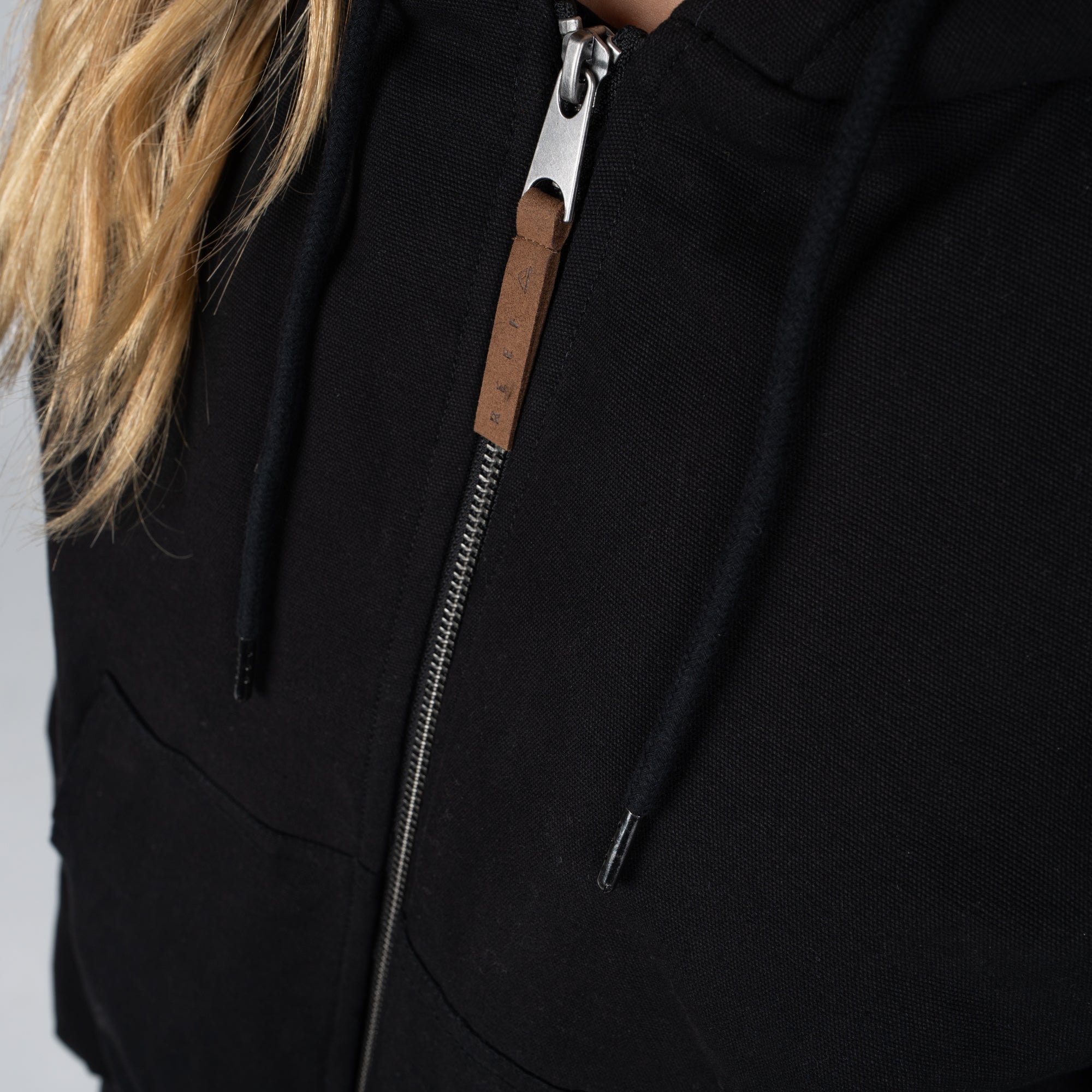 Casaca Reef Women Full Zipper Black