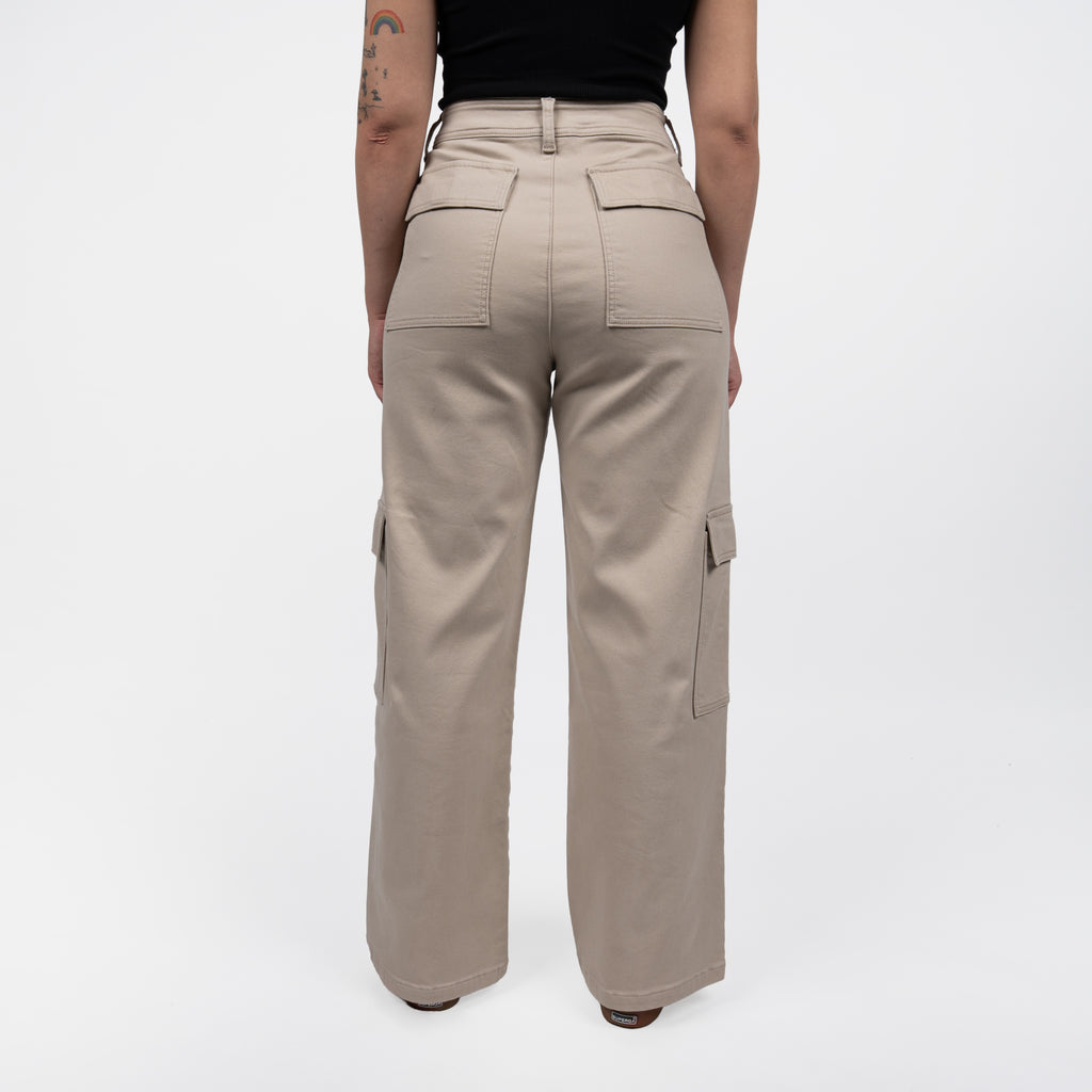 Pantalón Reef Women Cargo Beige