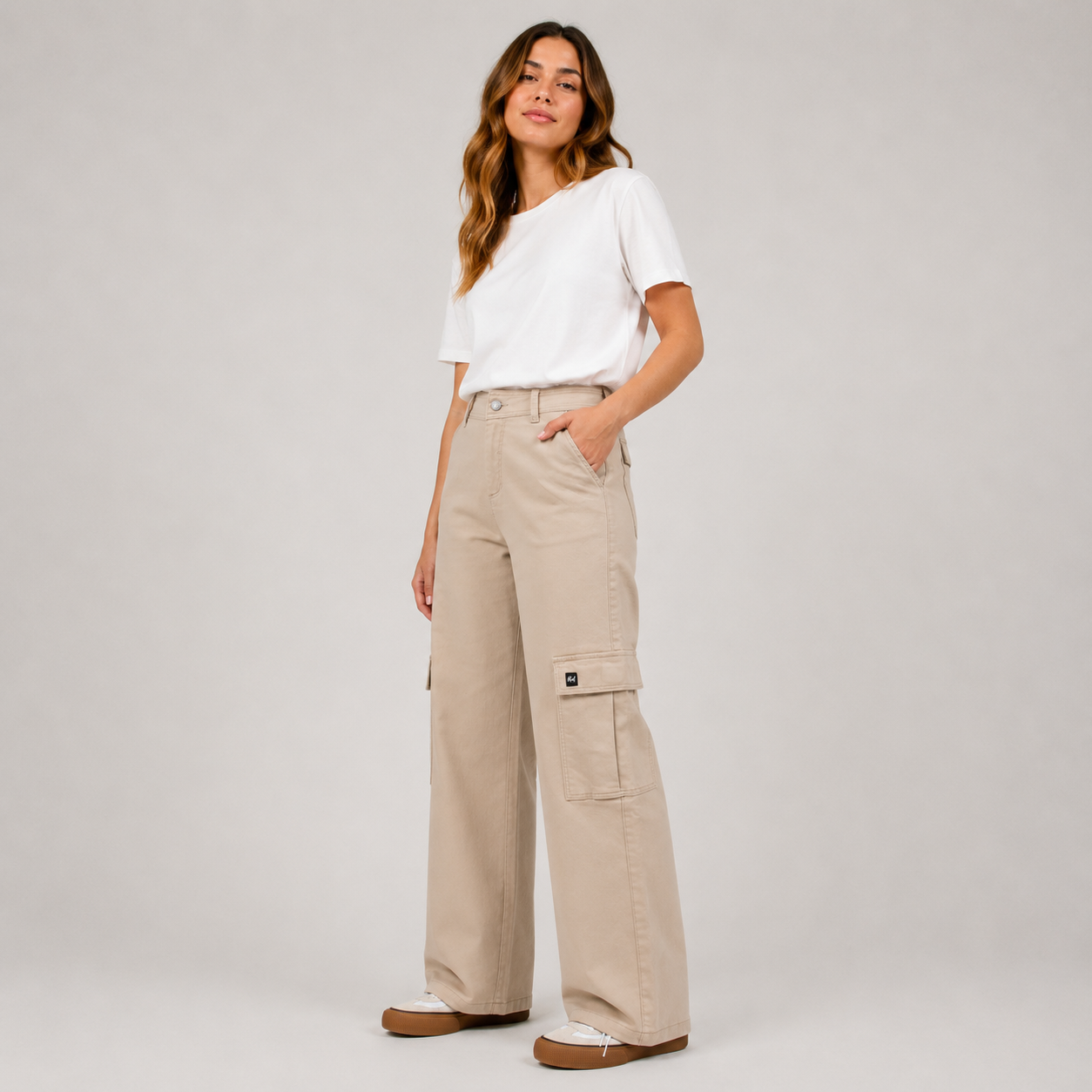 Pantalón Reef Women Cargo Beige