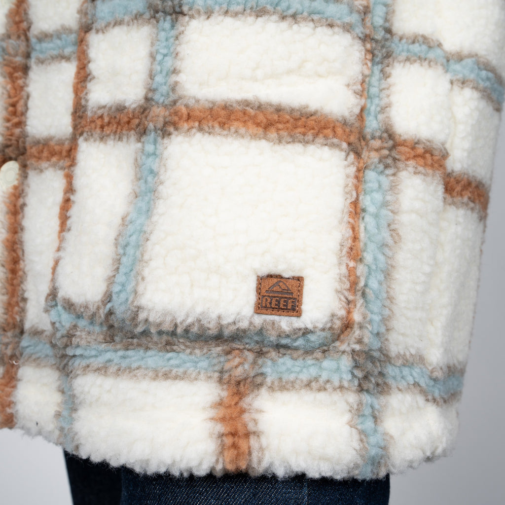 Sherpa Reef Women Buttons Beige Brown
