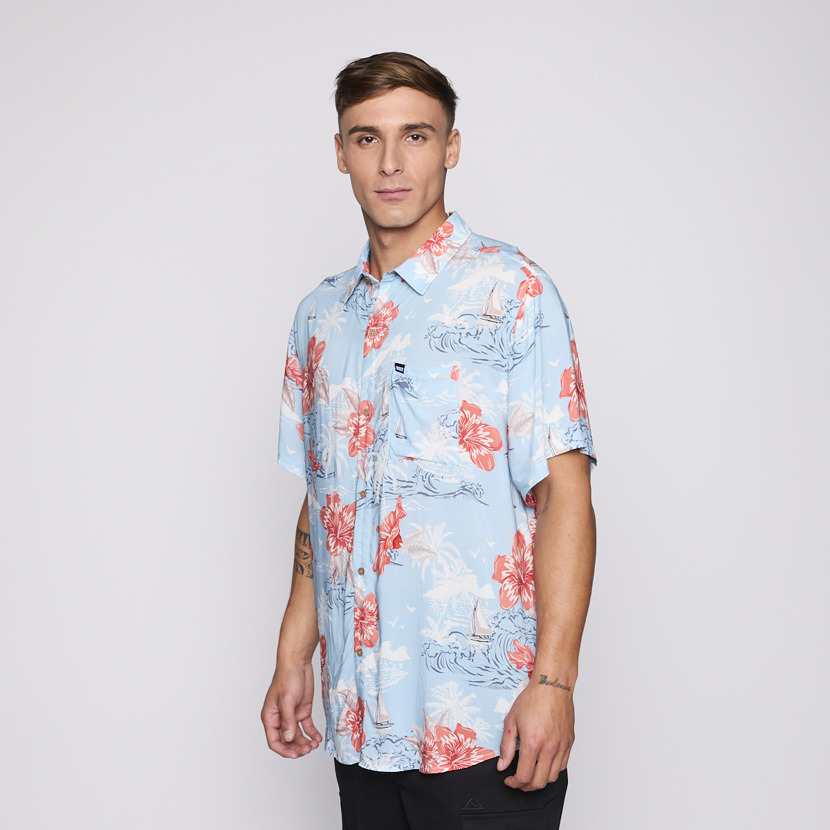Camisa Reef Men Floreada Celeste