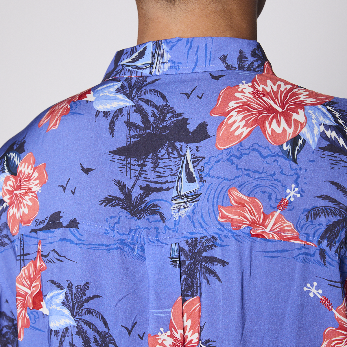 Camisa Reef Men Floreada Azul