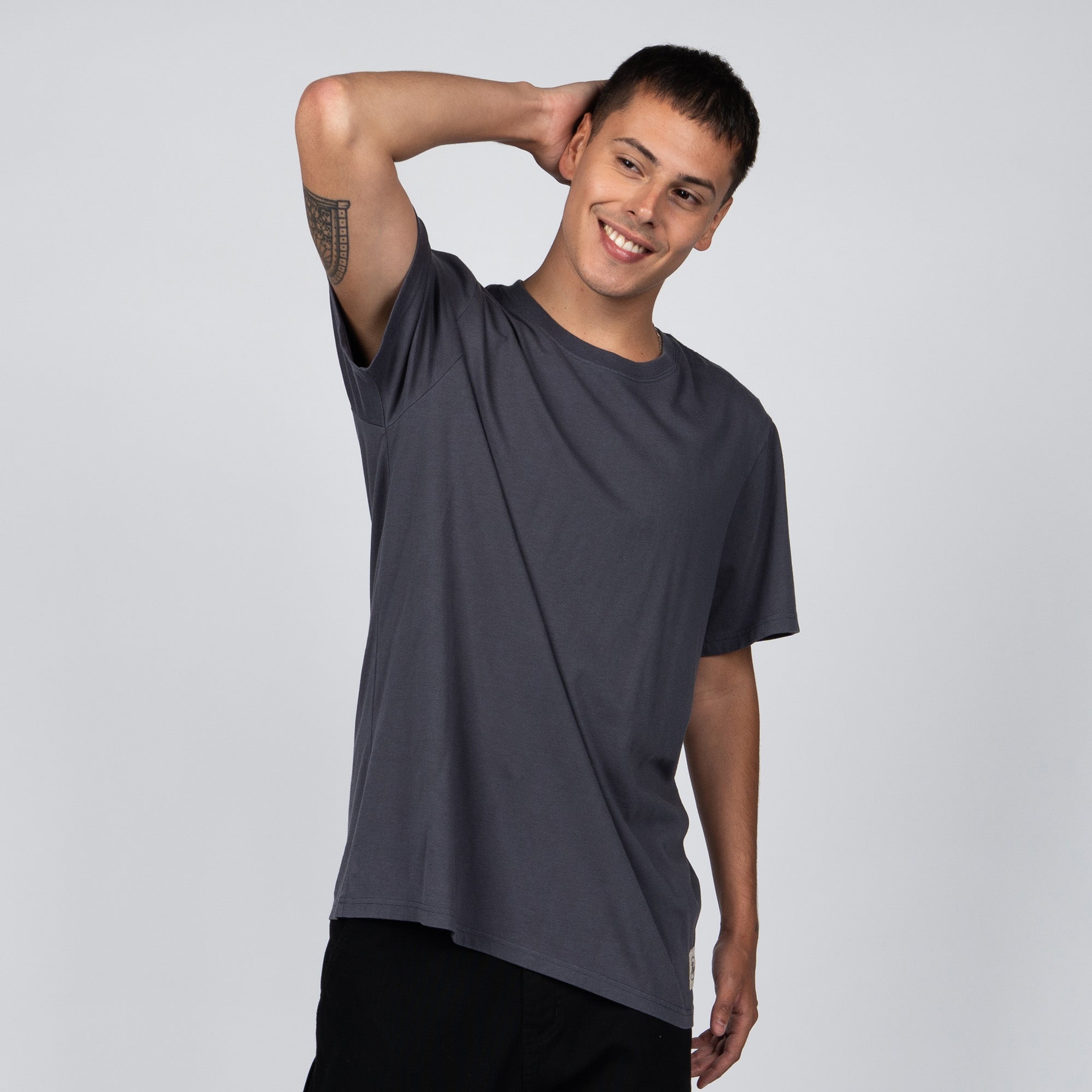 Polera Reef Men Basic Dark Gray