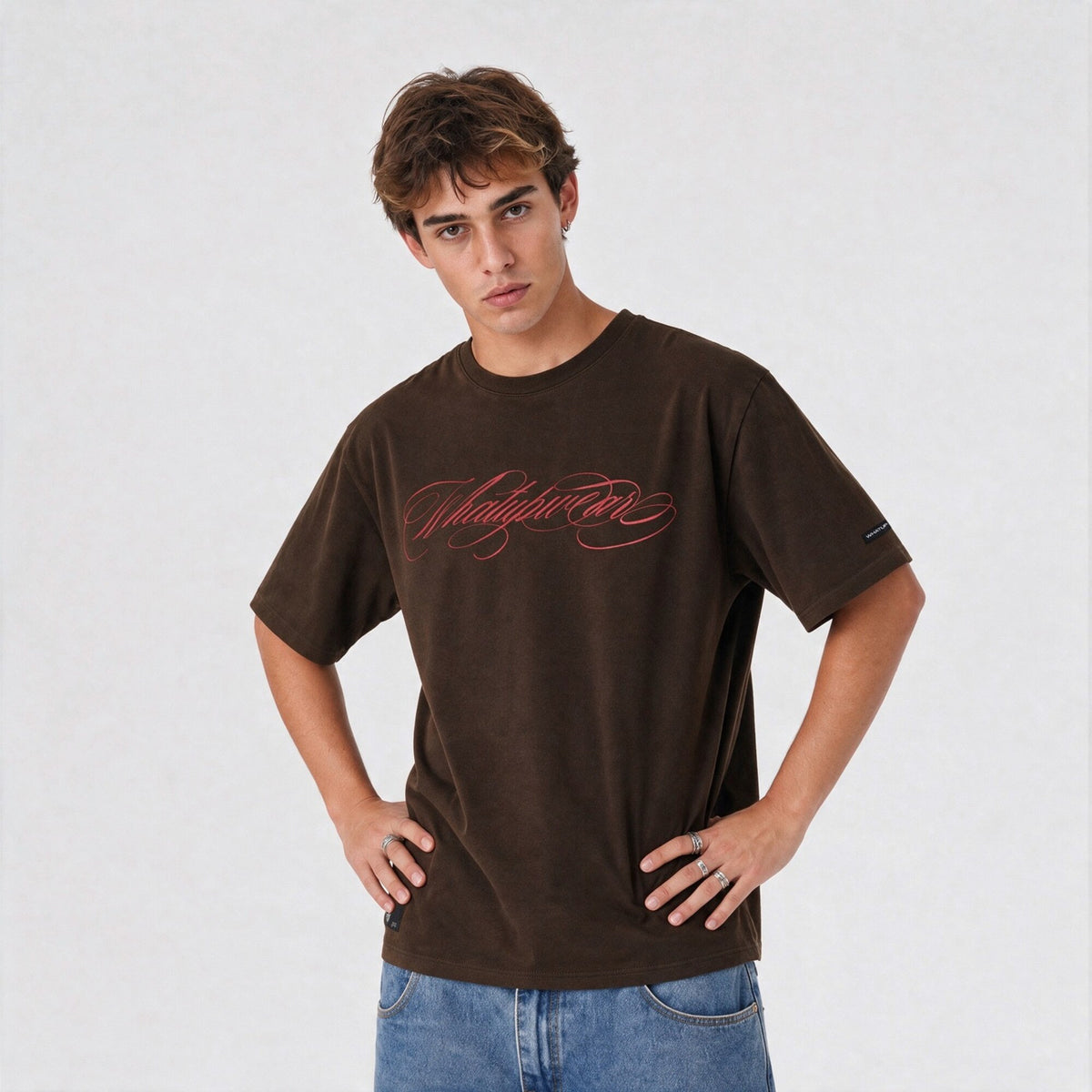 Polera WhatUp Oversize Box Logo Café