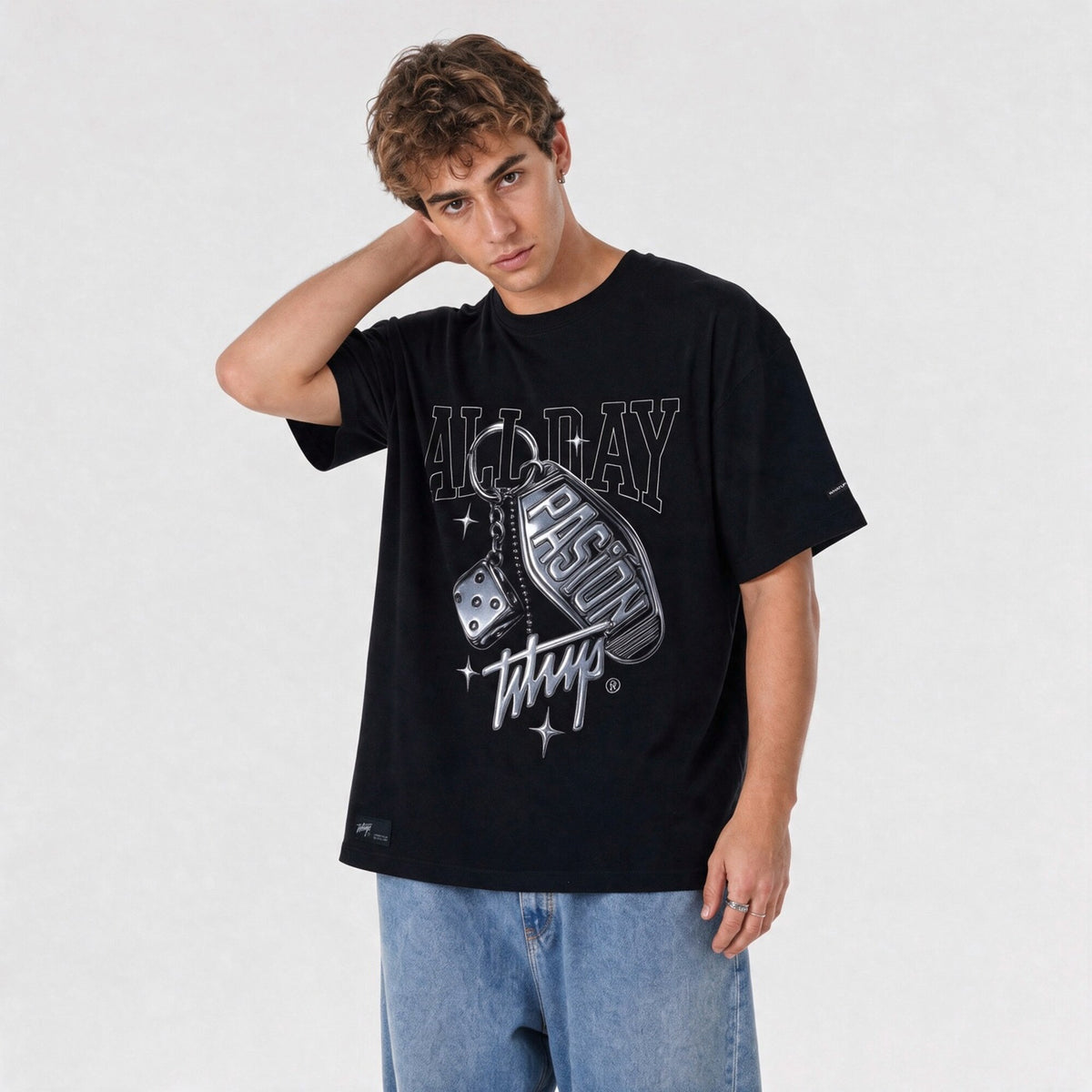 Polera WhatUp Oversize Box Passion Keychain Negro