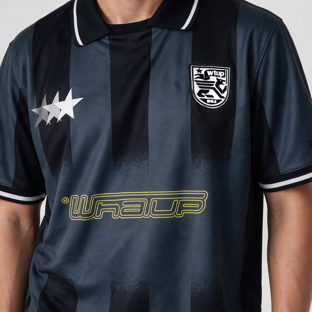 Polera WhatUp Blockcore 10 Regular Negro y Gris