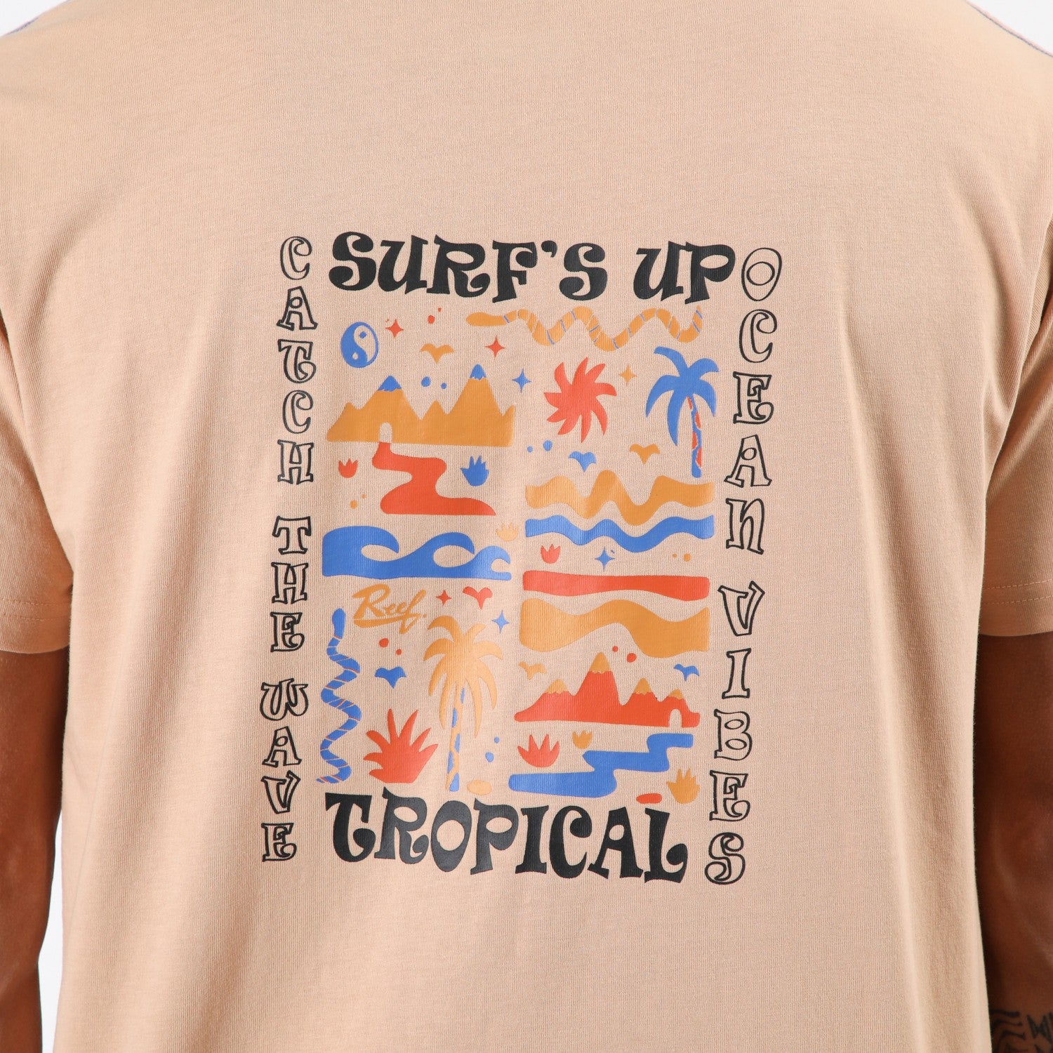 Polera Reef Men Surfs Up Brown