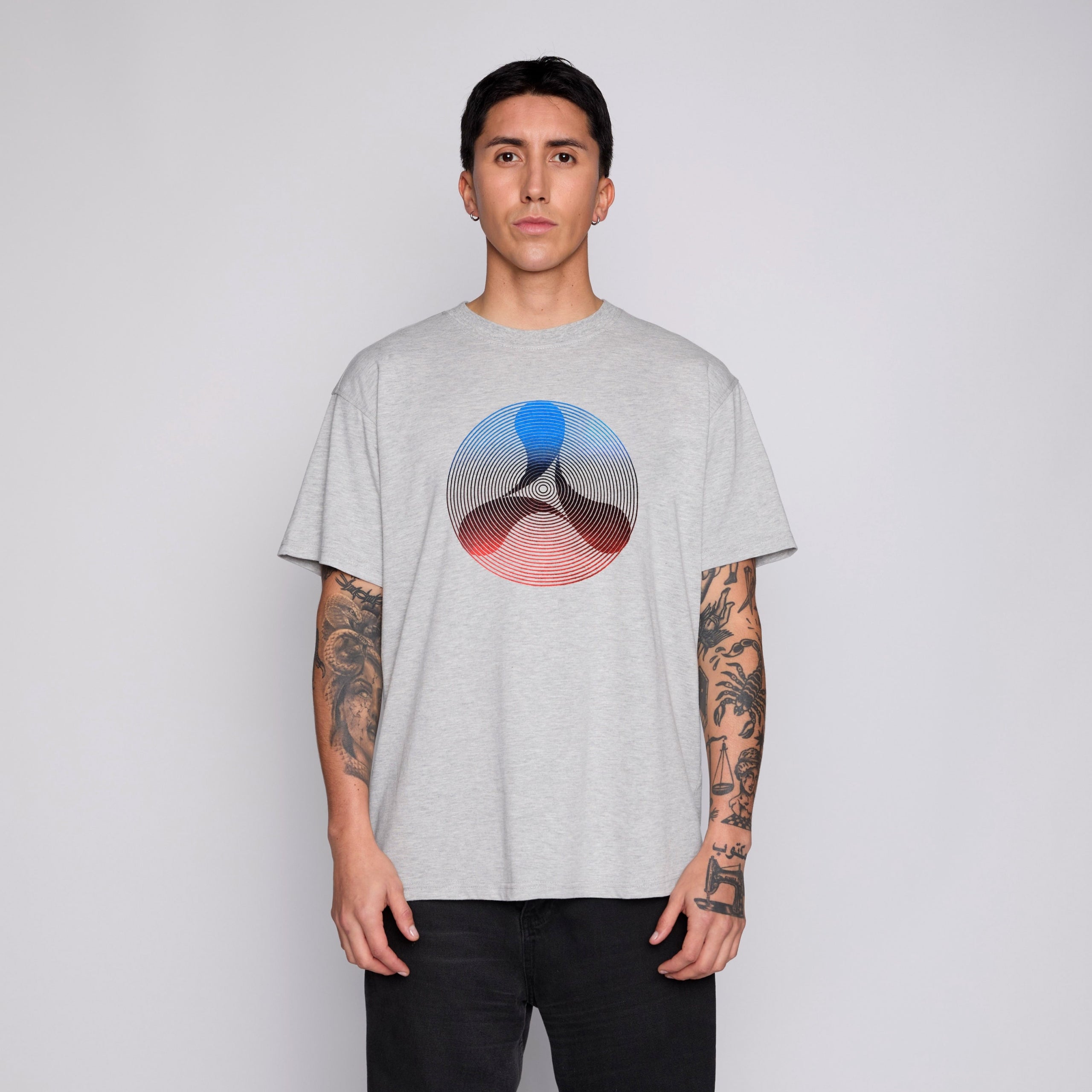 Polera Creamfields x Whatup Grey Icon Logo Multi