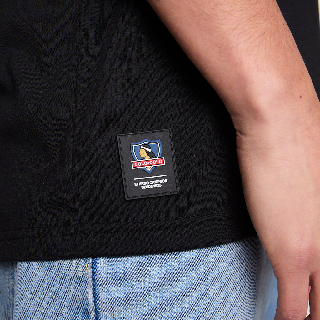 Polera Colo Colo Urbano Hombre Eterno Campeón Negro Escudo Verano