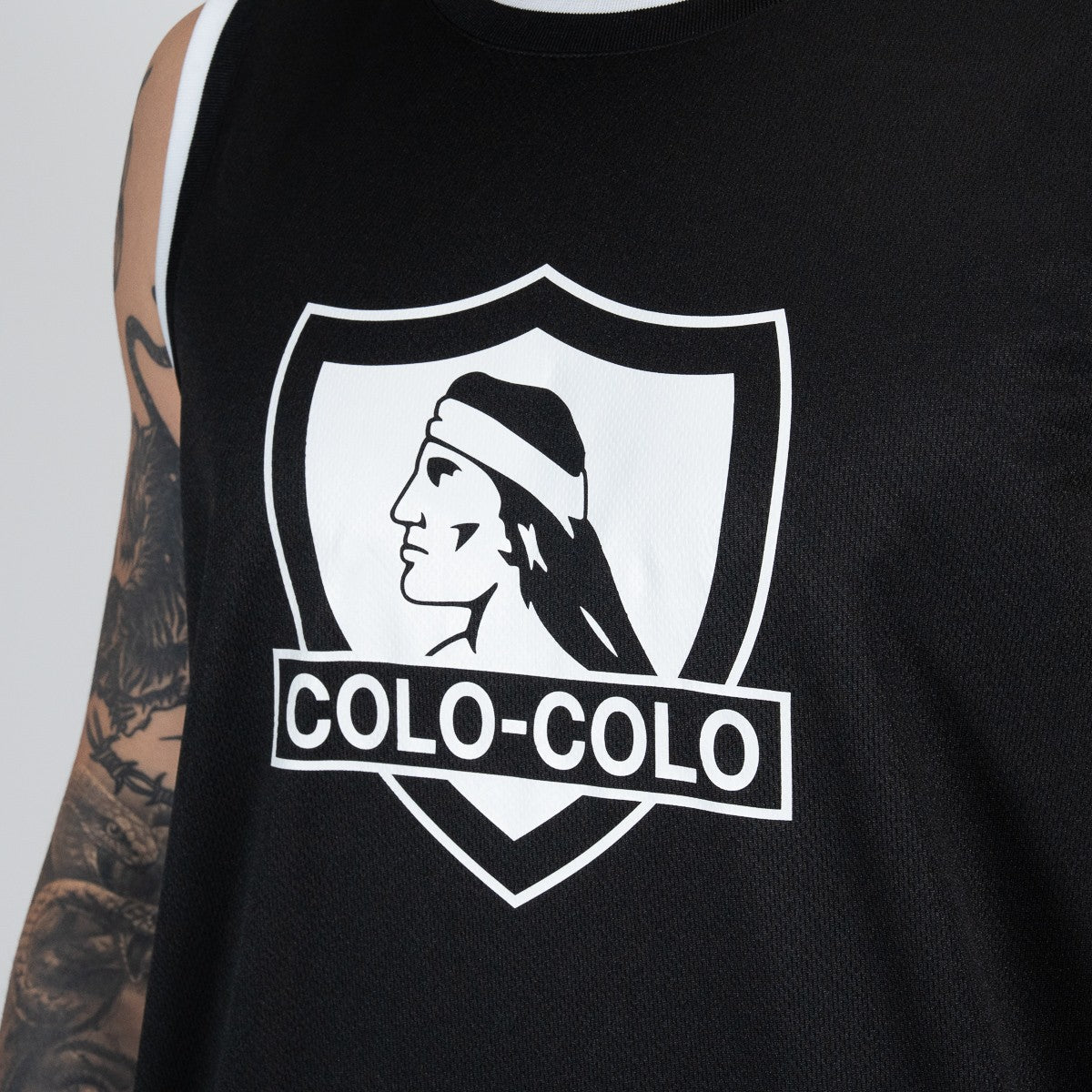 Polera Tank Colo Colo Urbano Hombre Negro