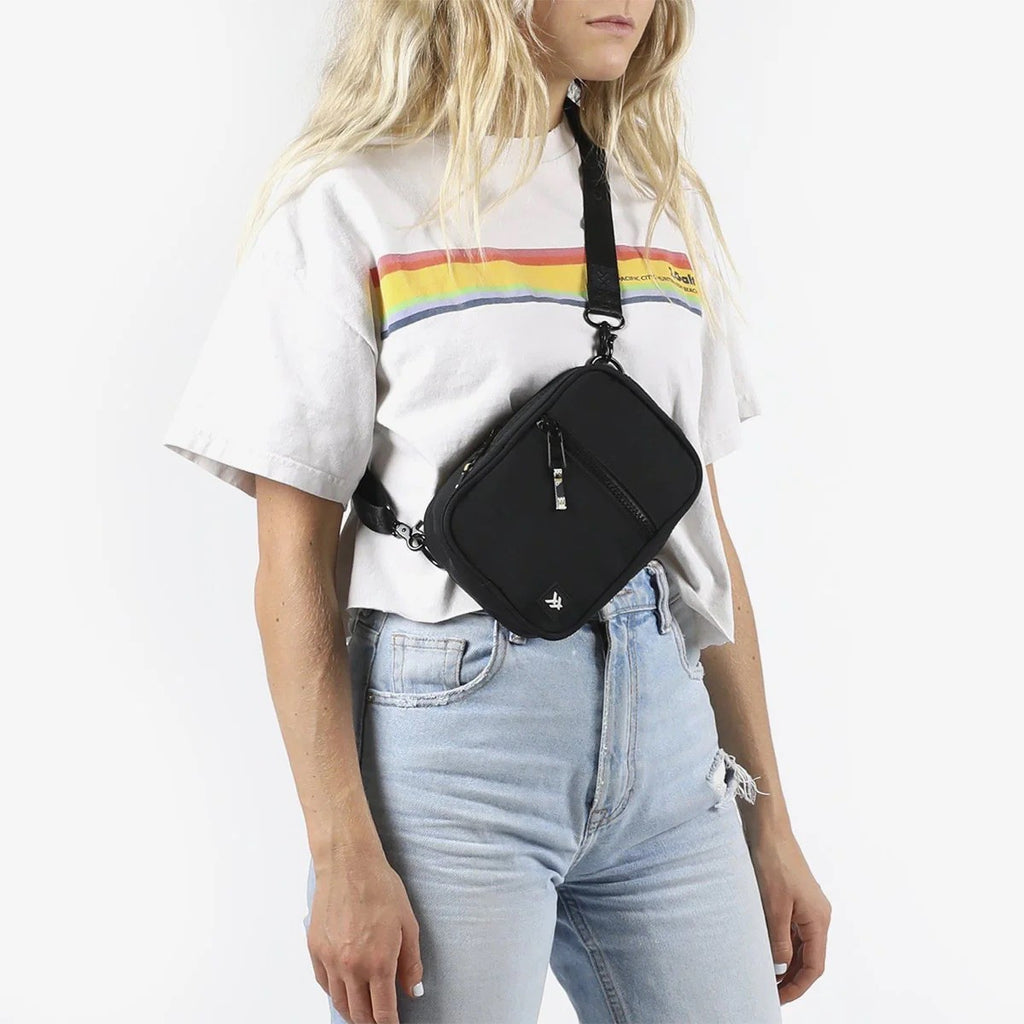 Bolso Thread Crossbody All Black
