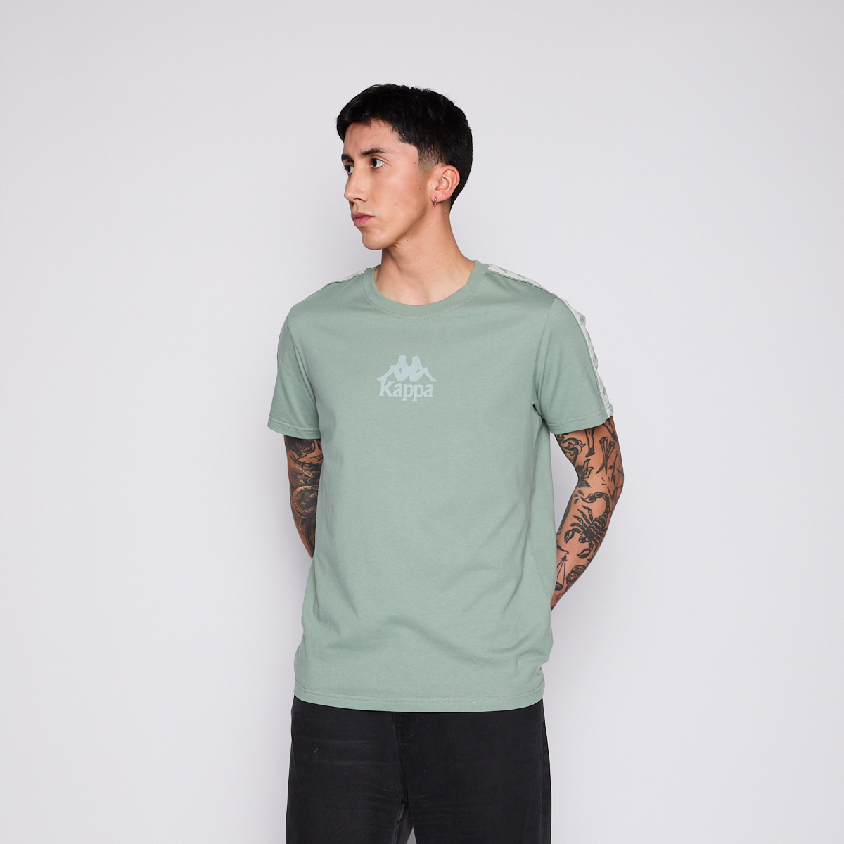 Polera Kappa Men Banda Green Logo Front White