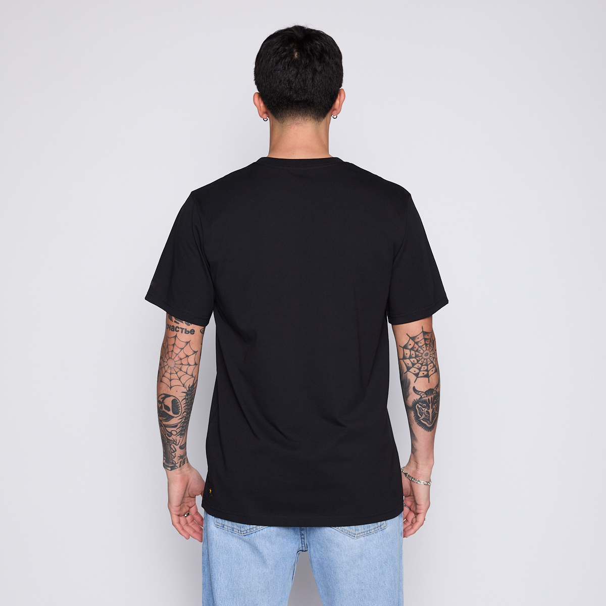 Polera Colo Colo Urbano Hombre Negro Escudo Blanco Verano