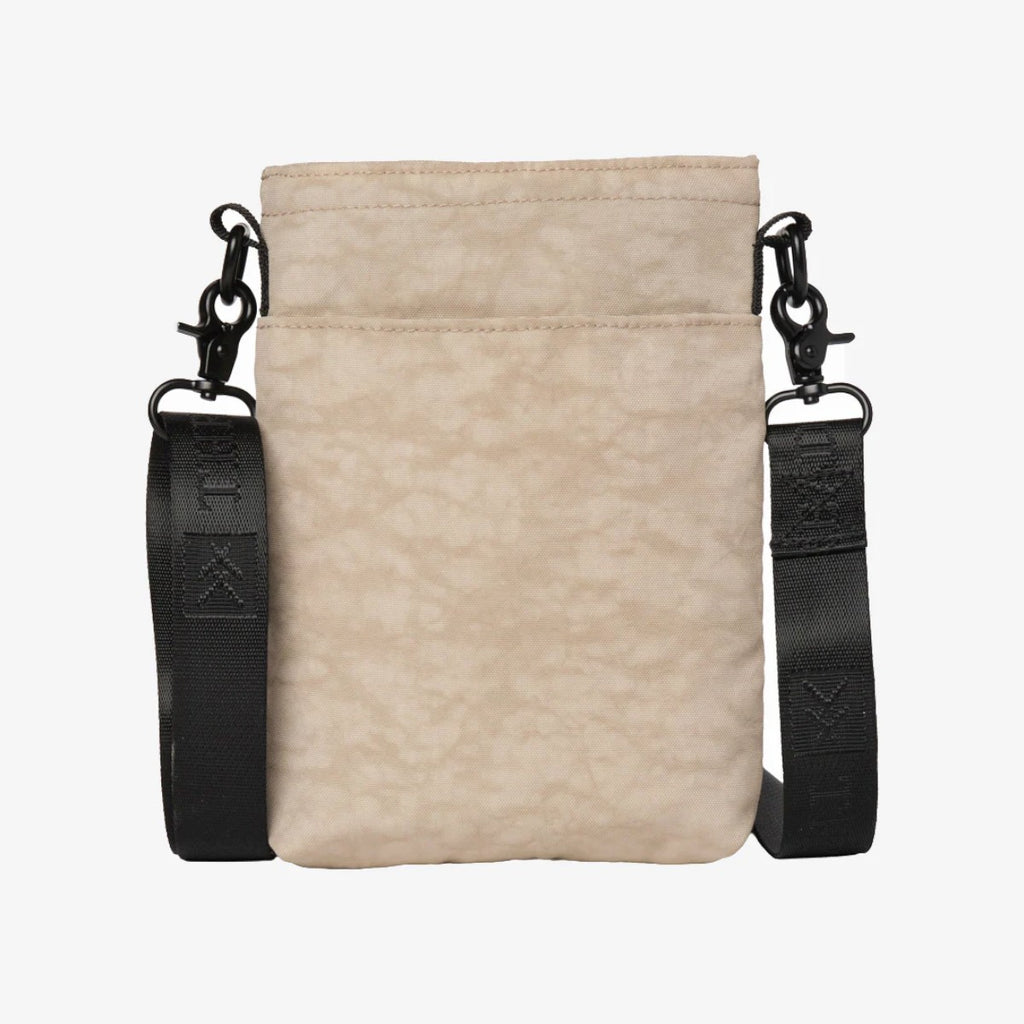 Bolso Thread Pocket Sling Bag Sand
