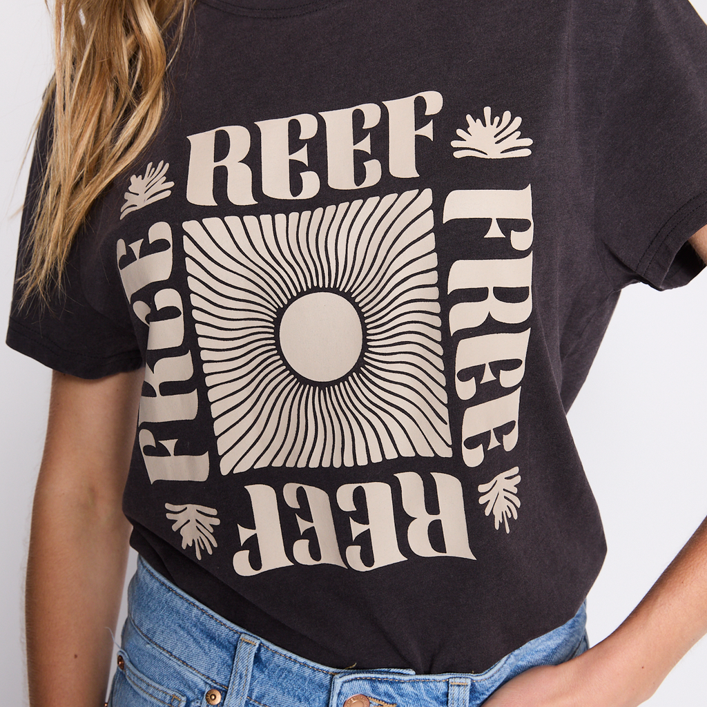 Polera Reef Women Black Beige