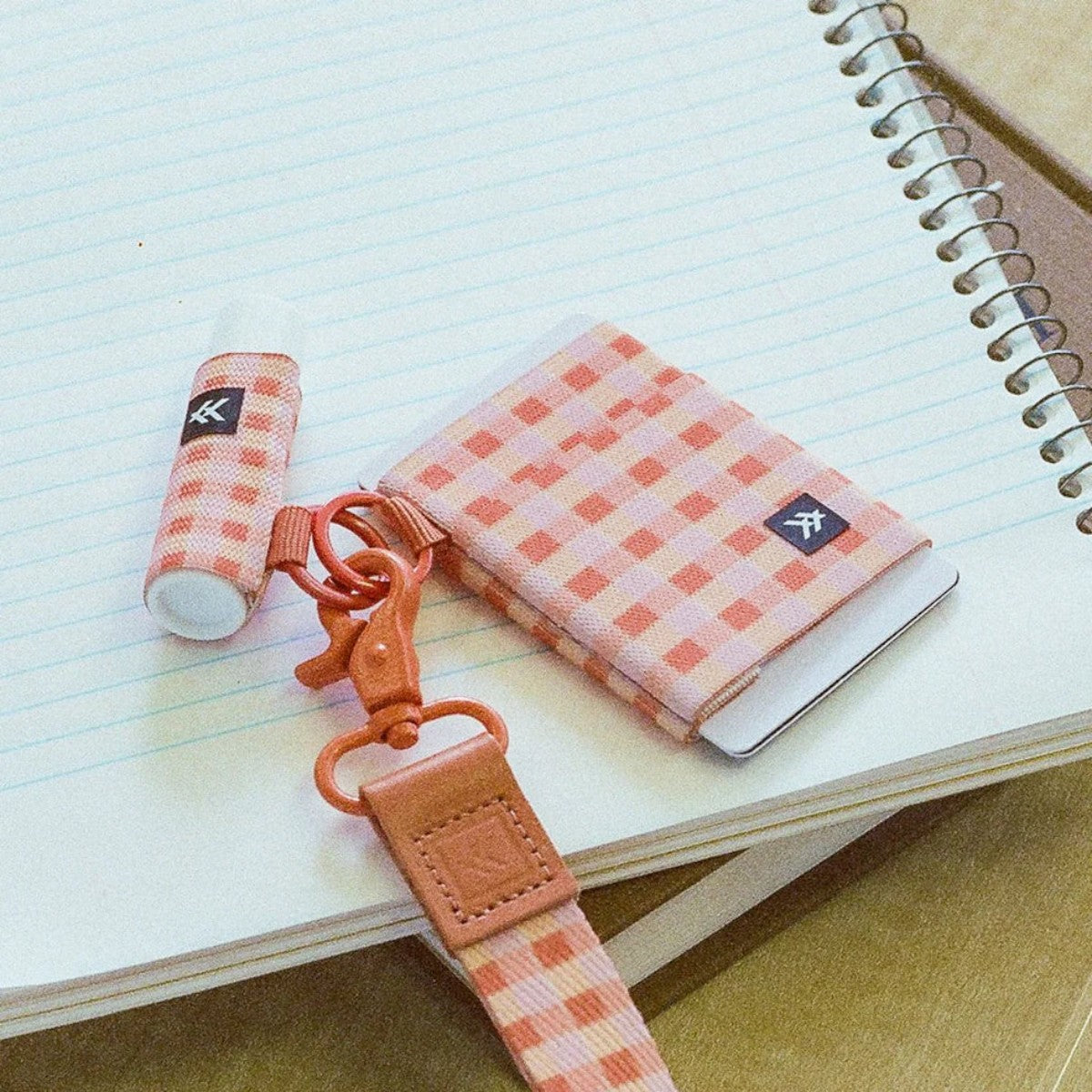Billetera Thread Elastic Wallet Juno