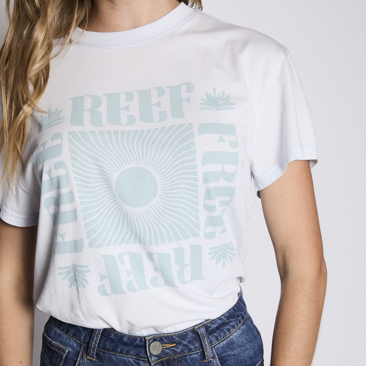 Polera Reef Women White Light Blue
