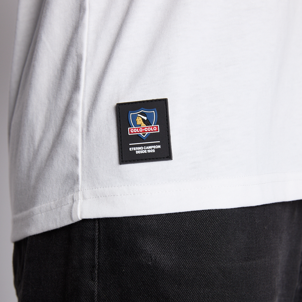 Polera Colo Colo Urbano Hombre Blanco Escudo Verano