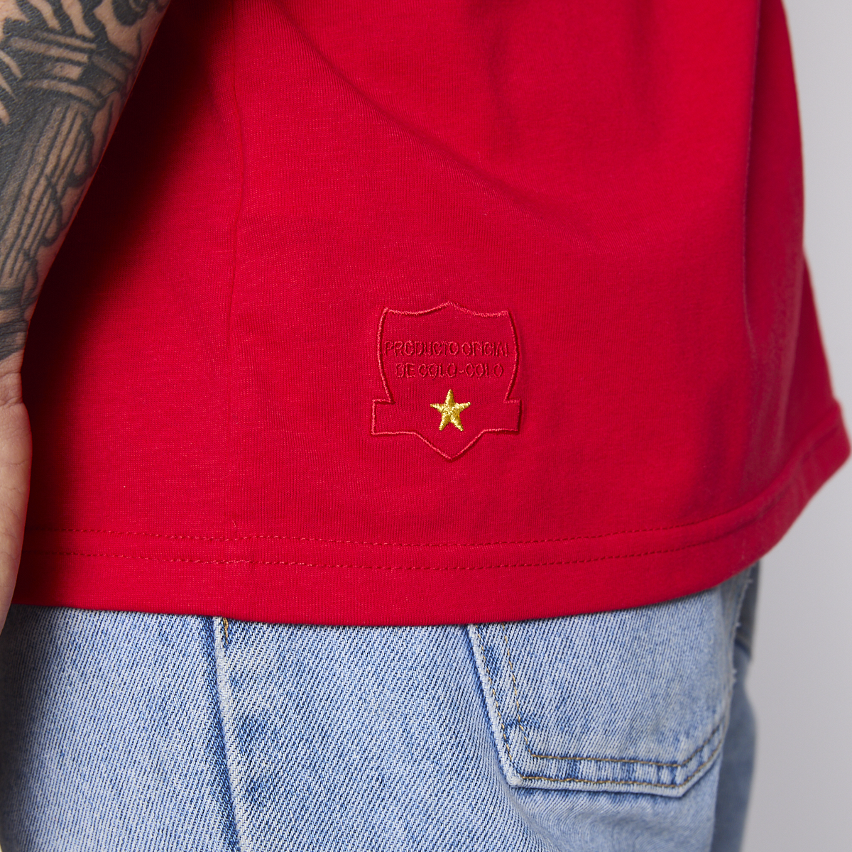 Polera Colo Colo Urbano Hombre Rojo Escudo Verano