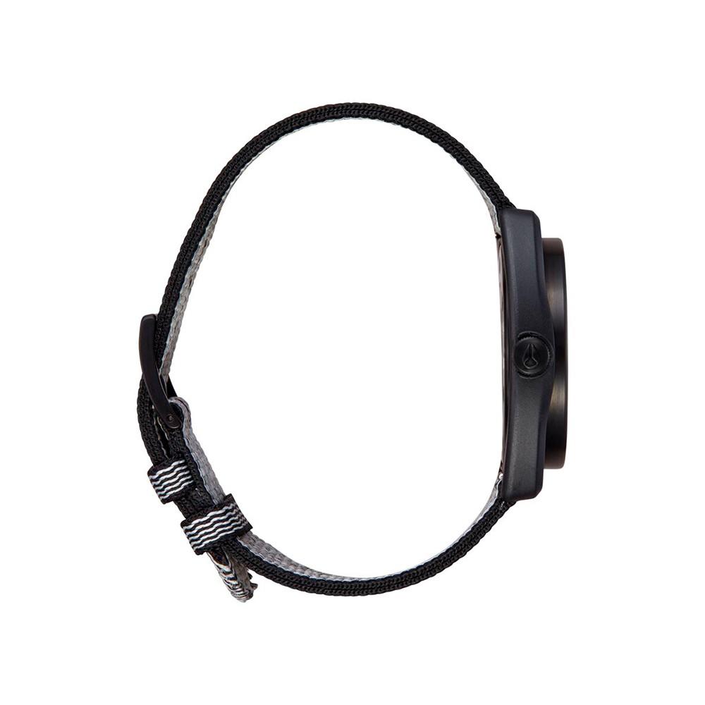 Reloj Light-Wave All Black Nixon